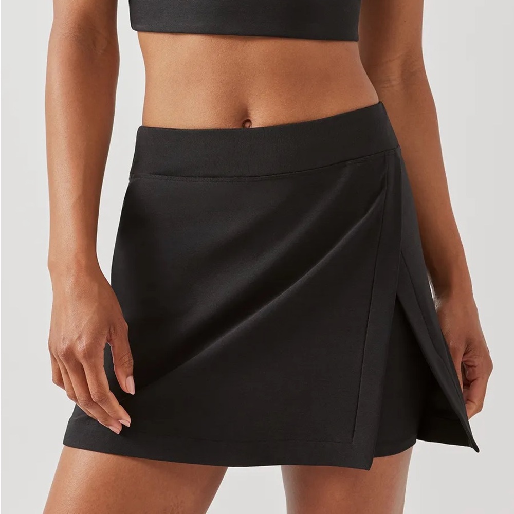 Outdoor Voices | Court Skort - Black XS